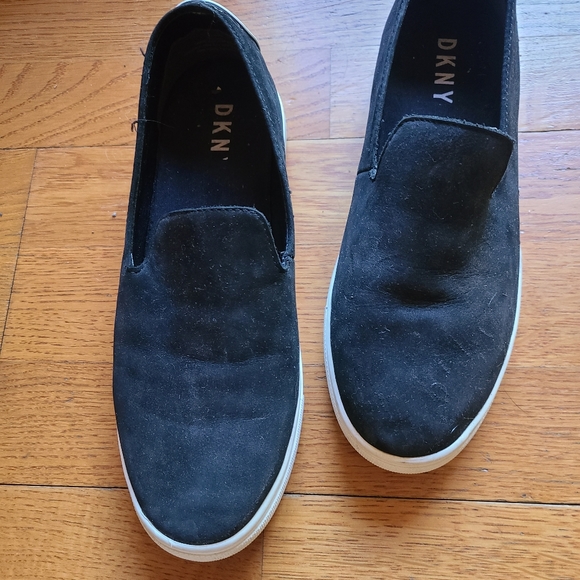 Suede Leather DKNY slip on shoes - Picture 2 of 5
